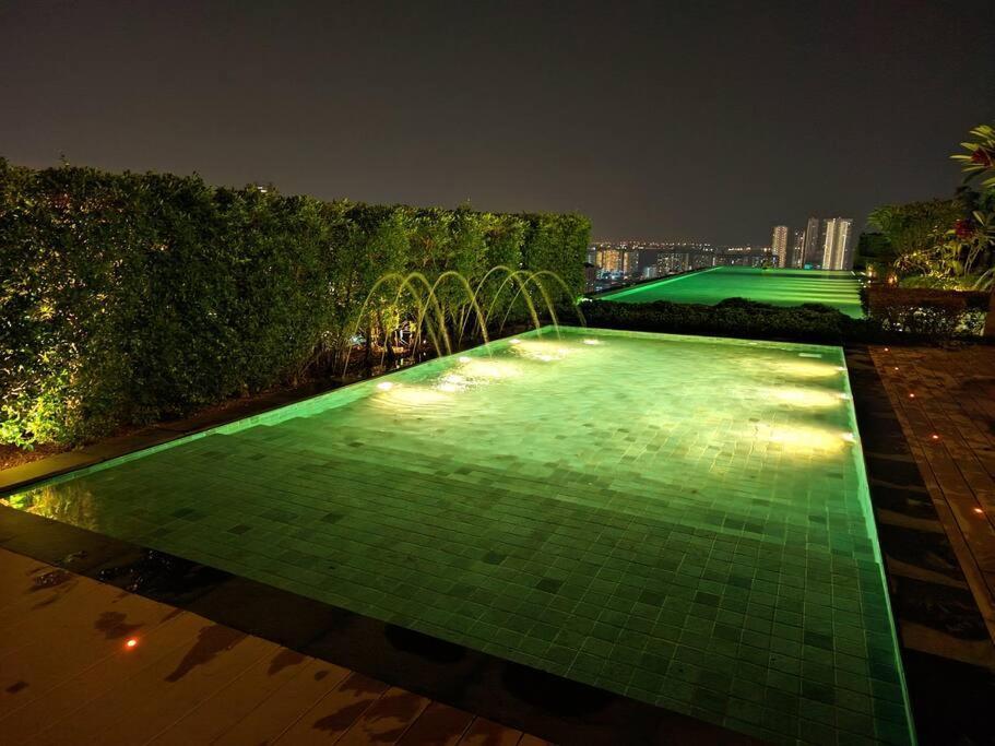 Infinity Pool 2Br Suite 7Pax @Beacon @Georgetown المظهر الخارجي الصورة